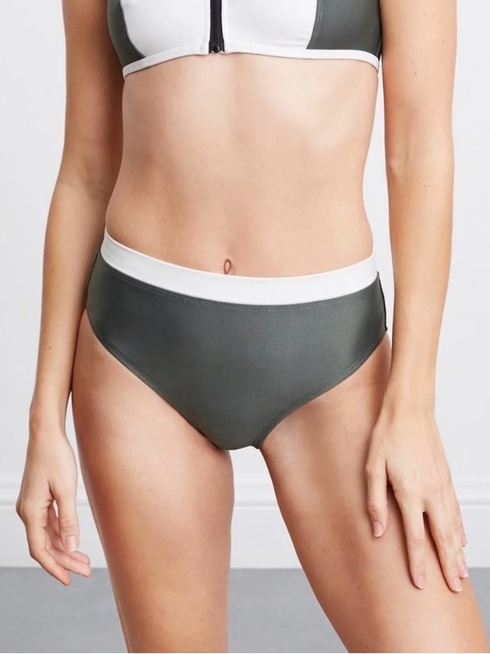 SOLID & STRIPED x Bandier Charlie High-Waist Bikini Bottom Sz M